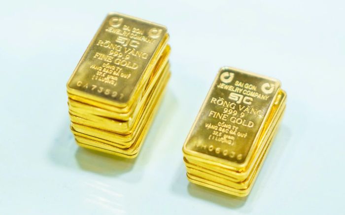 Giá vàng hôm nay (23/5): Trong nước giảm, vàng vẫn ở mức cao