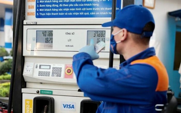 Giá xăng dầu hôm nay 25/5: Tăng rất mạnh