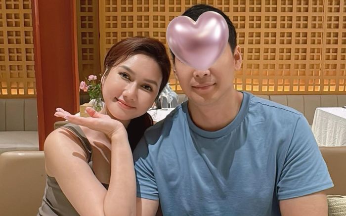 Hương Giang thông báo kết hôn với bạn trai