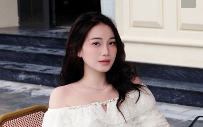 Hôm nay Hồ Văn Cường tổ chức lễ thành hôn tại nhà riêng