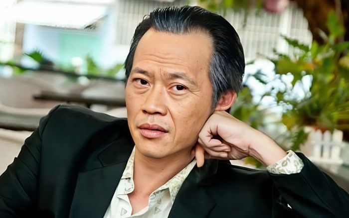 Hành động gây chú ý của Hoài Linh khi vừa qua Mỹ