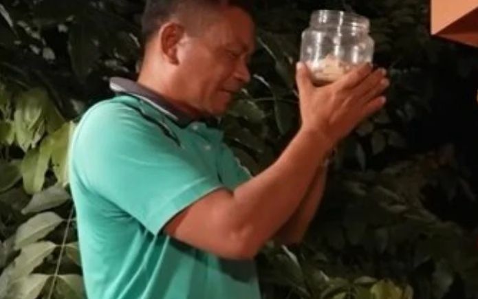 Người đàn ông làm nghề thợ hồ tiết lộ 'bí kíp' trúng số 10 lần liên tiếp