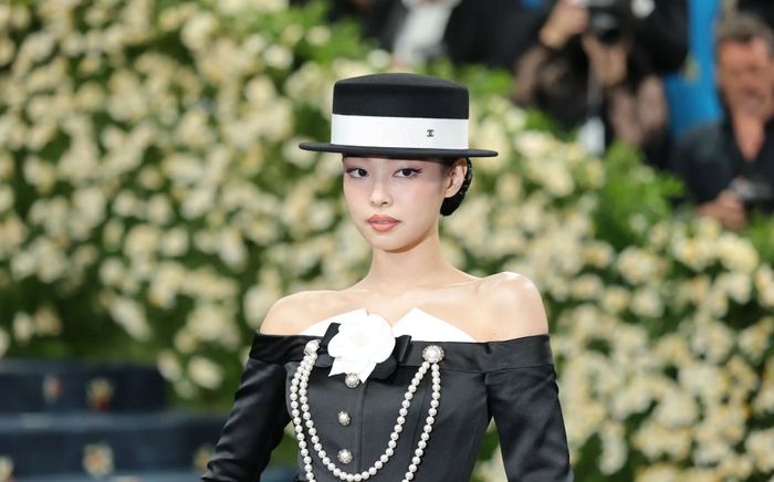 Số tiền 1,8 tỷ đồng của Jennie (Blackpink) gây chú ý