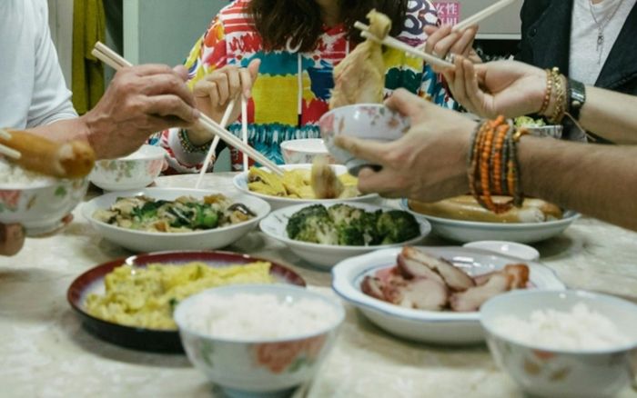 Gia đình 3 người mắc bệnh ung thư vì một thói quen ăn uống