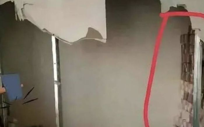 277 tỷ đồng tiền mặt rơi xuống từ trần nhà khiến chủ nhà sửng sốt