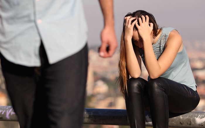 Bạn trai làm lương 10 triệu, cô gái bị bố mẹ ép chia tay