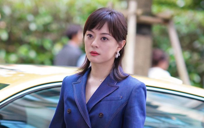 Diễn xuất được khen, Tôn Lệ vẫn khó giúp phim thoát điểm thấp