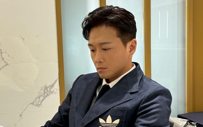 Nam diễn viên đình đám showbiz thông báo mắc ung thư tuyến giáp