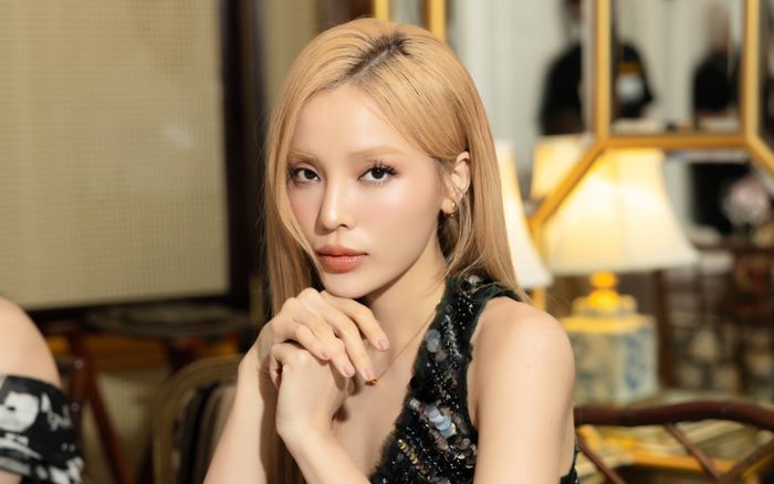 Hành động tuyệt tình của Hoa hậu Kỳ Duyên với Tân Miss World 2025