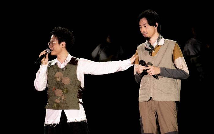 Bùng nổ khoảnh khắc Hà Anh Tuấn và Đen Vâu đứng chung sân khấu