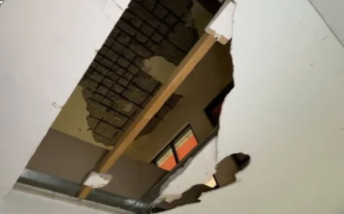 Thuê nhà 35 triệu/tháng, người mẹ đơn thân suýt mất con vì trần đổ sập khi đang ngủ trưa