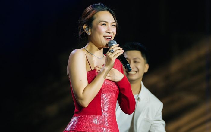 Người đàn ông thầm lặng đứng sau ánh hào quang của Mỹ Tâm