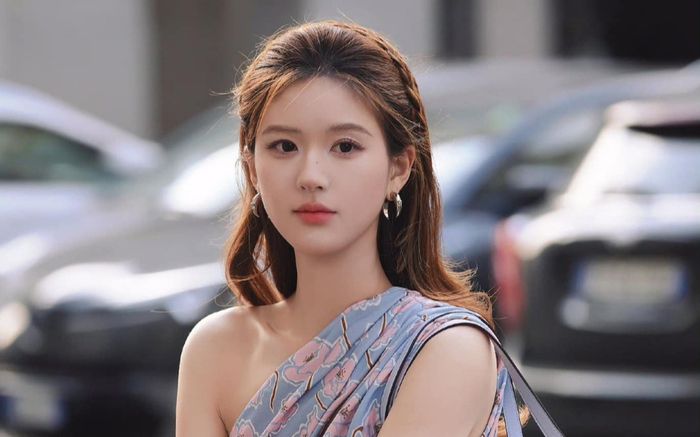 Triệu Lộ Tư trở lại đỉnh cao sau ồn ào bệnh tật
