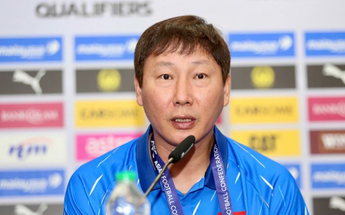 Bất công với HLV Kim Sang Sik