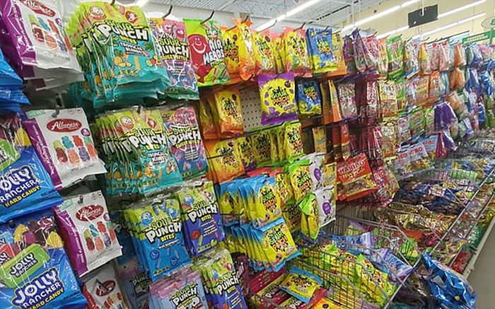 Hàng loạt sản phẩm kẹo của nhãn hàng nổi tiếng bị thu hồi khẩn, nghi có chứa chất gây ung thư