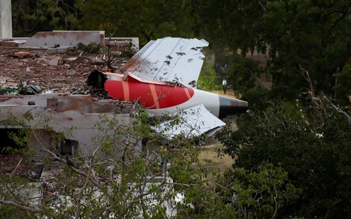 Tín hiệu lạ trước khi xảy ra thảm họa máy bay ở Ấn Độ