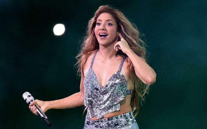 Cú trượt dài của 'nữ hoàng nhạc Latin' Shakira
