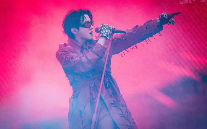 J-Hope (BTS) bị chế nhạo ngoại hình