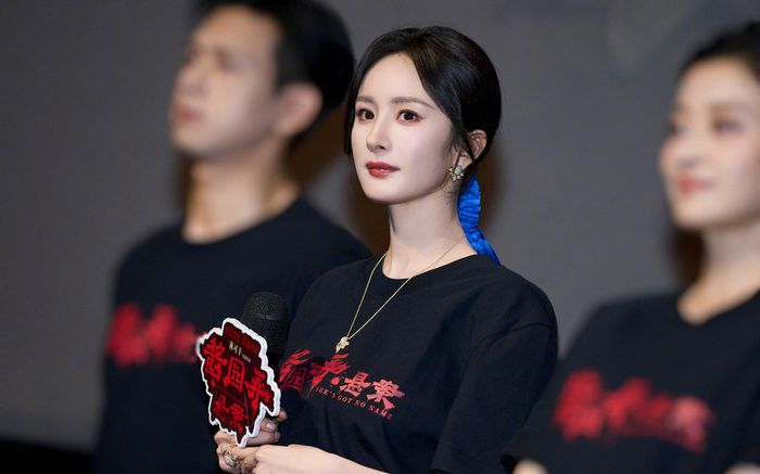 Dương Mịch gây bất ngờ với màn diễn xuất 'lột xác' trong Tương Viên Lộng