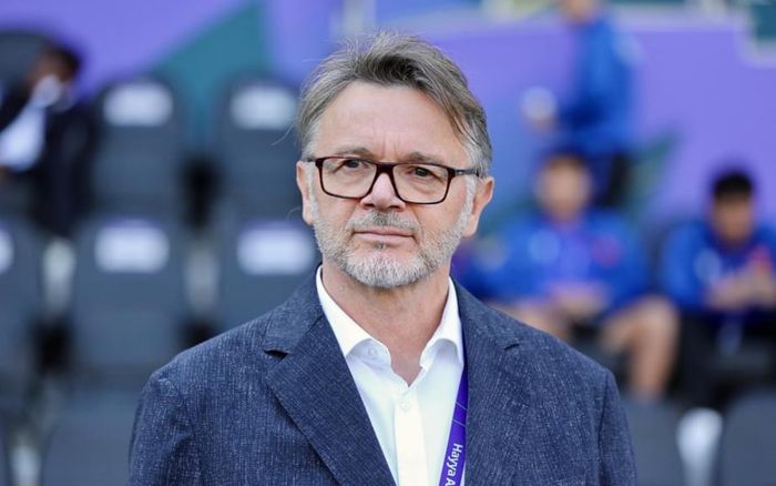 Cơ hội HLV Troussier dẫn dắt tuyển Trung Quốc