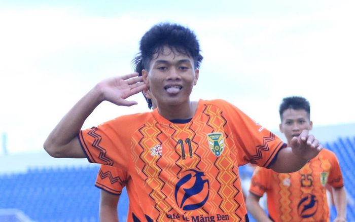 Nay Di Đan đổi đời với HAGL