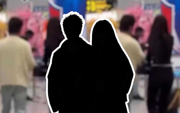 Bắt gặp nữ ca sĩ Việt hẹn hò đàn em kém 6 tuổi tại sân bay