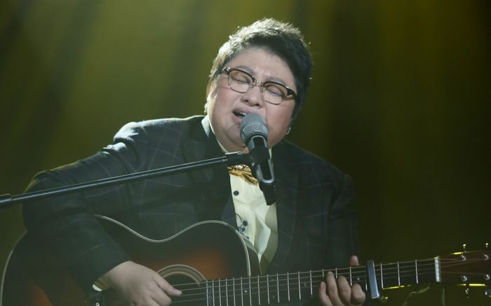 Nữ ca sĩ bị tố ăn chặn 270 tỷ đồng từ thiện thông báo trở lại showbiz