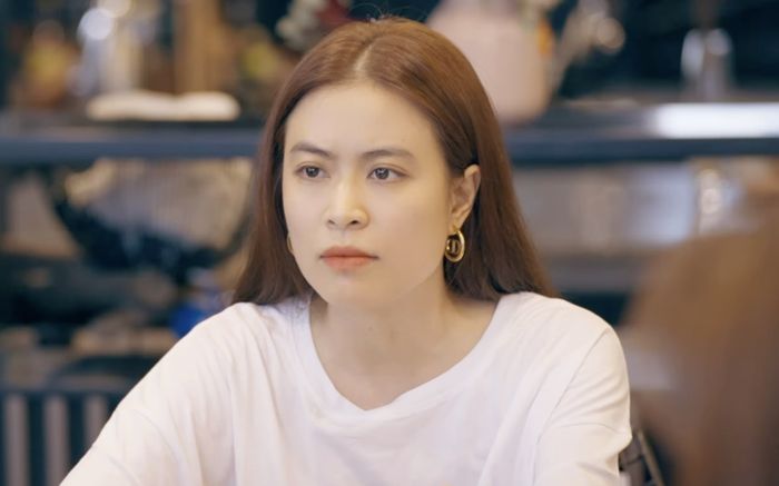 Hoàng Thùy Linh gặp 'kiếp nạn' khi đang ở ẩn