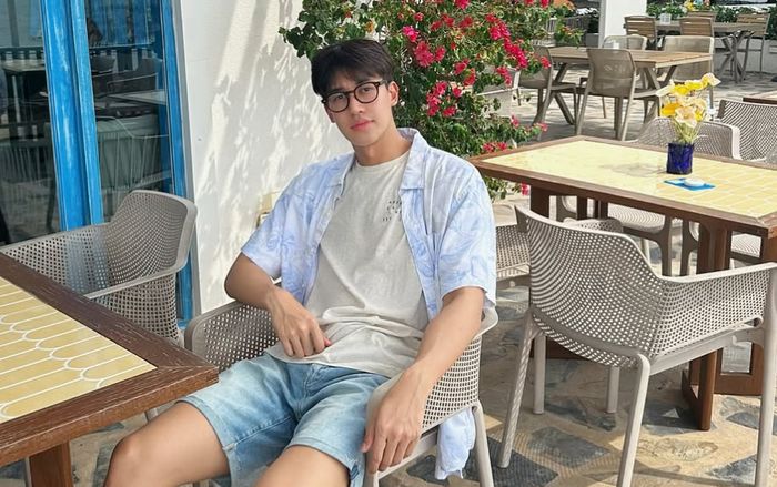 Nam diễn viên nổi tiếng xin lỗi vì hẹn hò 7 cô gái cùng lúc