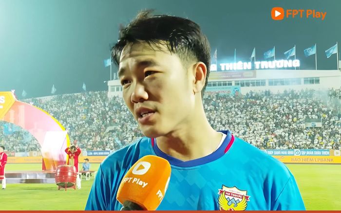 Xuân Trường mừng cho Tuấn Anh