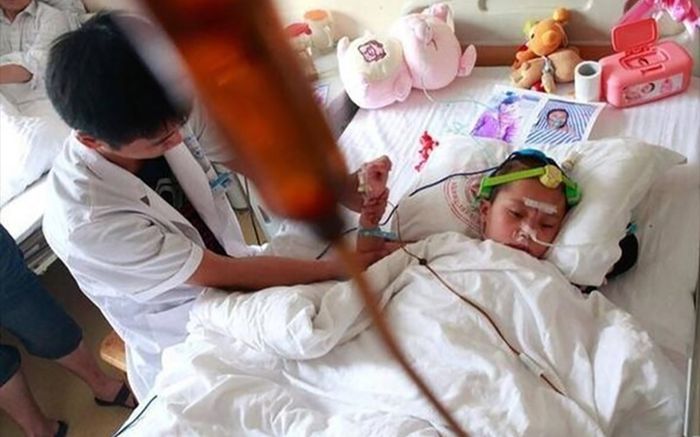 Bé gái 5 tuổi bị ung thư giai đoạn cuối vì ăn một món liên tục vào buổi sáng