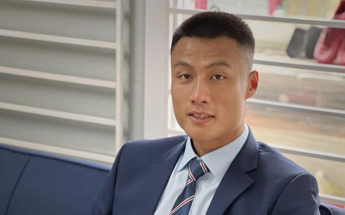 Mạc Hồng Quân nhận được sự động viên kịp thời trước nỗi buồn rớt hạng