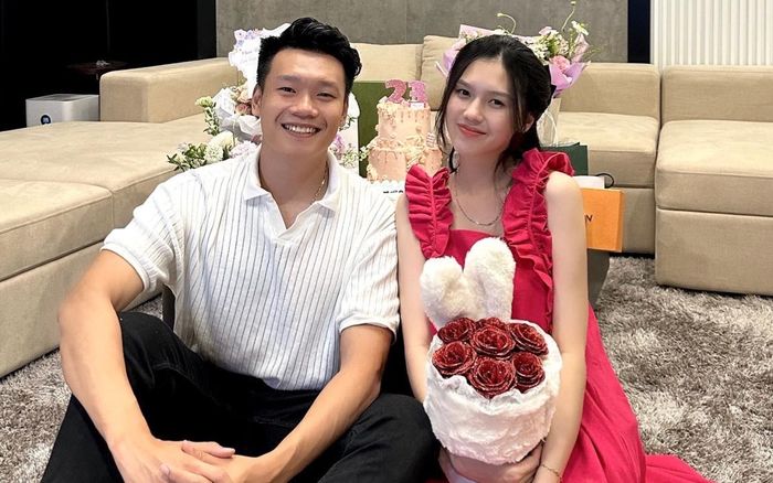 Tuần trăng mật sang chảnh của Thành Chung