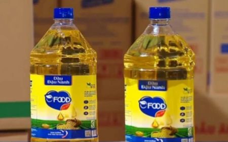 Cận cảnh dầu chăn nuôi 'phù phép' thành dầu ăn cho người, đã thu hơn 8.200 tỷ đồng