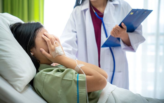 Sản phụ sảy thai sau khi ăn sáng với đồ ăn để qua đêm trong tủ lạnh