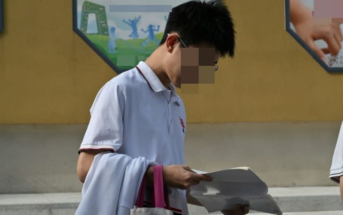 Nam sinh thi Đại học đạt điểm thủ khoa nhưng không trường nào dám nhận, lý do gây ngỡ ngàng