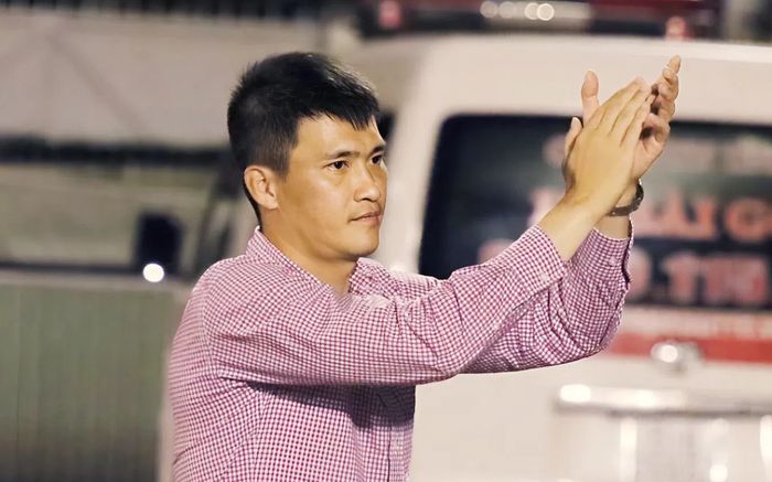 Lê Công Vinh tái xuất, có muộn?