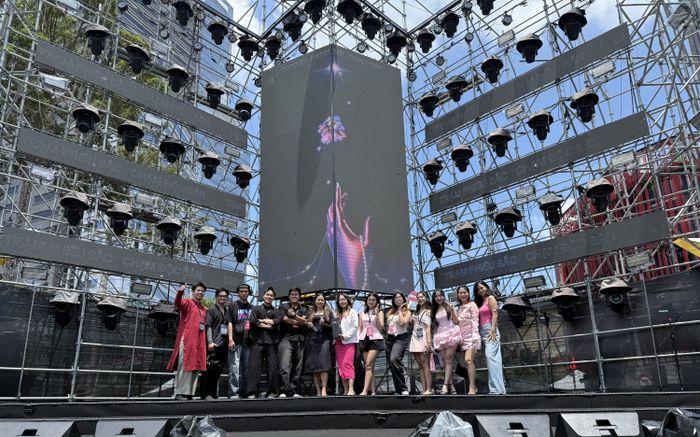 Hepmil Việt Nam khuấy động Vũ Trụ Sắc Đẹp TikTok Beauty Fest 2025 tại đại lộ Lê Lợi