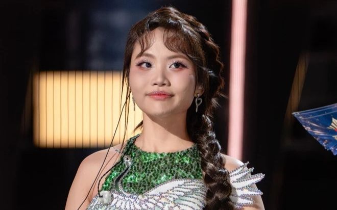 Khán giả vỡ òa trước chiến thắng của Phương Mỹ Chi tại cuộc thi châu Á