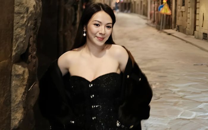 Nữ diễn viên TVB nổi tiếng hẹn hò trai trẻ ở tuổi 58?