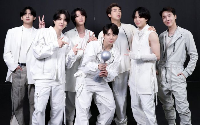 Công ty tung đòn bảo vệ BTS sau vụ đột nhập nhà Jungkook