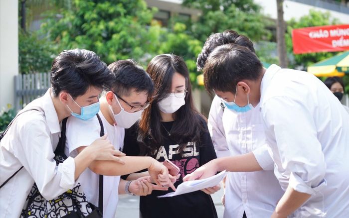 Hàng loạt trường đại học bỏ khối C vào 'phút chót': Thí sinh bất ngờ, Bộ GD&ĐT lên tiếng