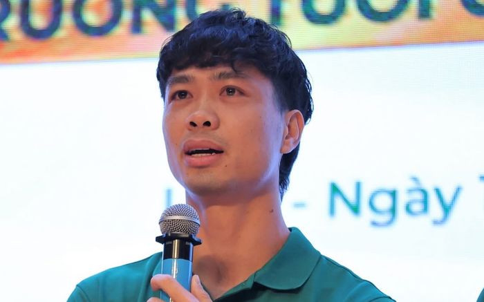 Công Phượng làm 'đạo diễn' bạc tỷ