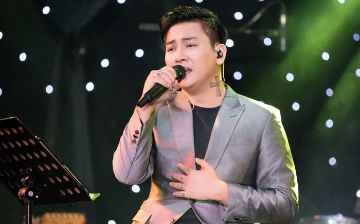 Hoài Lâm lại gặp chuyện: 'Còn gì ngoài tai tiếng?'