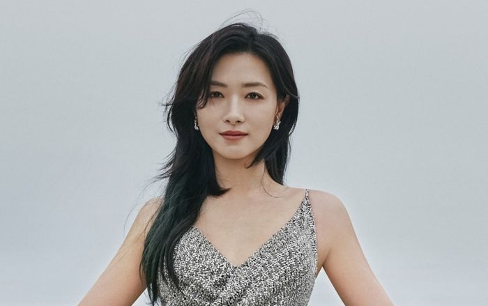 Nữ diễn viên bị cấm sóng vì 7 lần từ chối quy tắc ngầm