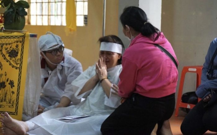 Vợ tài xế xe ôm bị sát hại: 'Cô kho cá bống cho ông ấy ăn trưa, vậy mà chờ mãi chẳng thấy về'