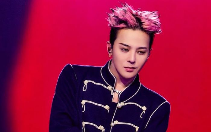 Nữ diễn viên nổi tiếng bị chỉ trích khi đi xem concert G-Dragon