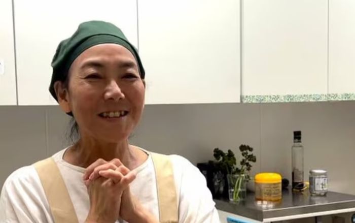 Mắc ung thư giai đoạn cuối, người phụ nữ tạo công việc cho người khuyết tật gây ấm lòng