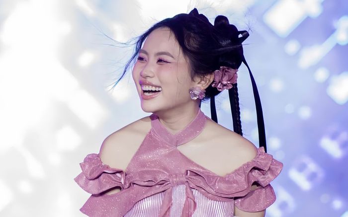 Bất ngờ với Phương Mỹ Chi