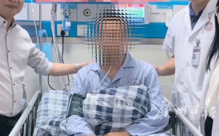 Bác sĩ bỏ tiền túi ra hơn 100 triệu đồng cứu bệnh nhân từ chối phẫu thuật